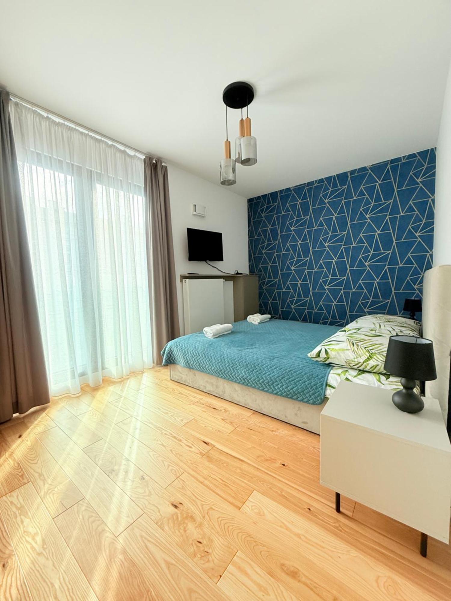 Vistula Avenue Apartment Free Parking, Swimming Pool, Sauna & Gym Krakkó Kültér fotó