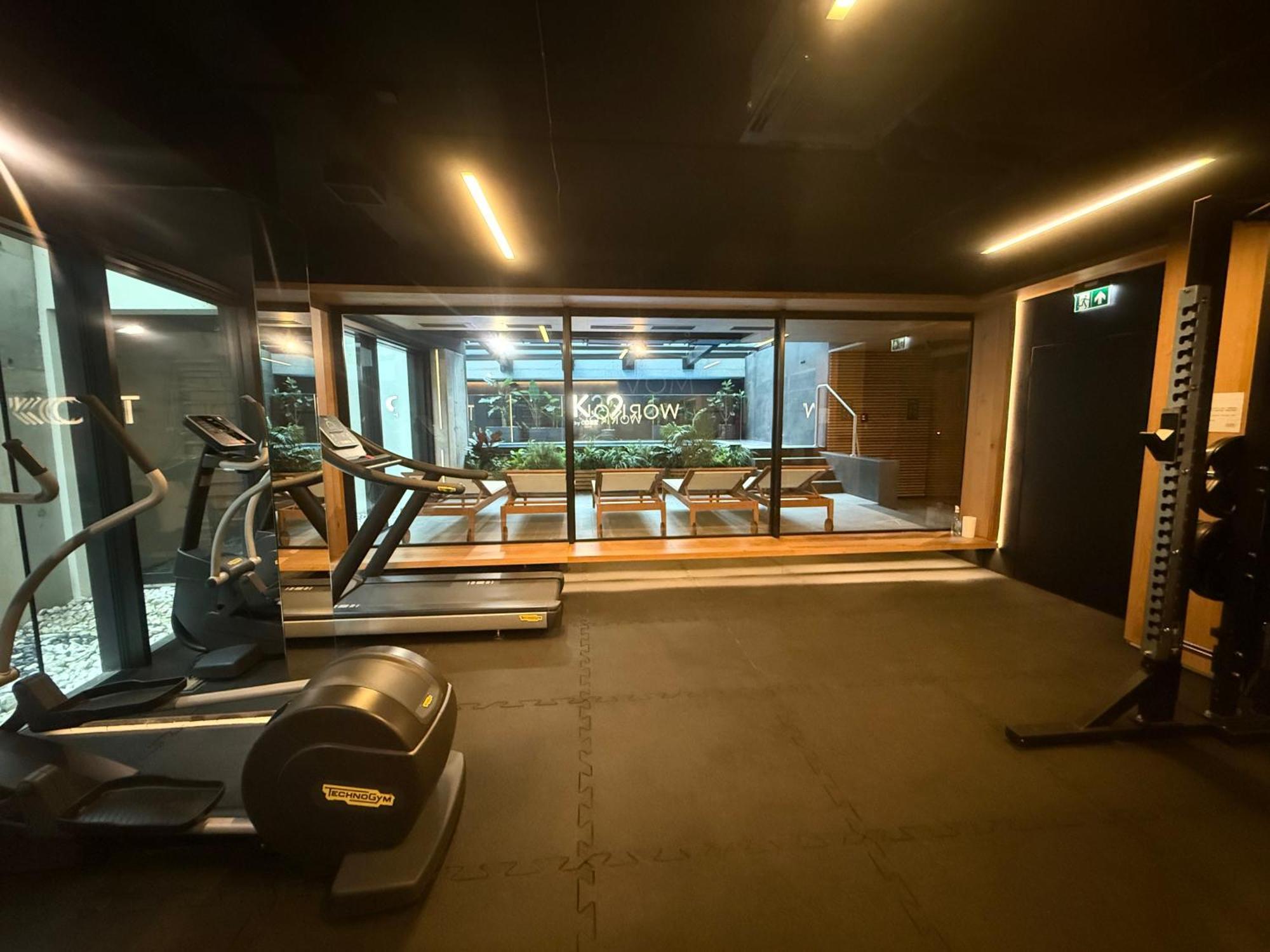 Vistula Avenue Apartment Free Parking, Swimming Pool, Sauna & Gym Krakkó Kültér fotó